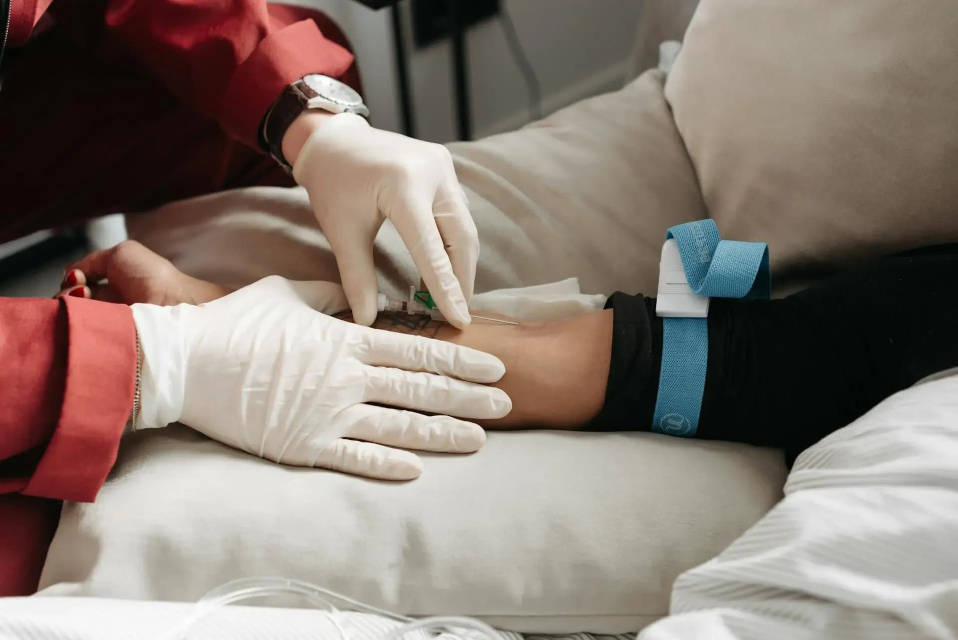 atención médica huéspedes seguro