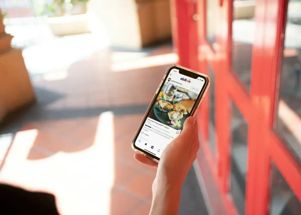 Guía para Ofrecer tu Propiedad en Redes Sociales y Dejar de Depender de Airbnb y Booking